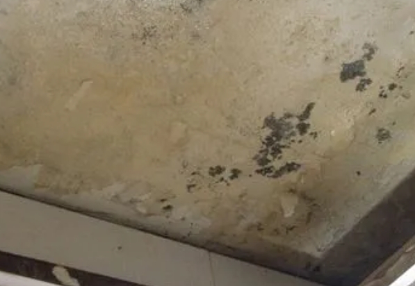 枣庄阳台漏水维修公司分享下枣庄卫生间渗水维修需要注意哪些问题。